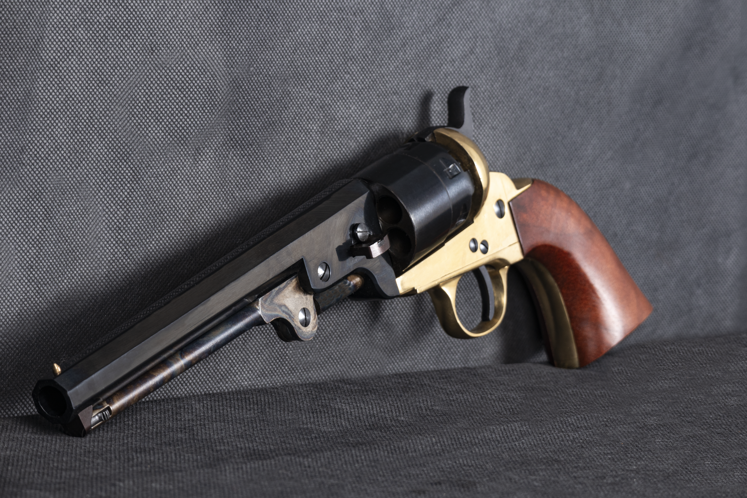 Revolver à poudre noire PIETTA Colt 1851 Navy Reb Nord laiton .44 PN